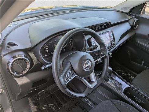 Used 2024 Nissan Kicks SV FWD image 14