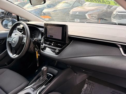 Used 2023 Toyota Corolla LE FWD image 16