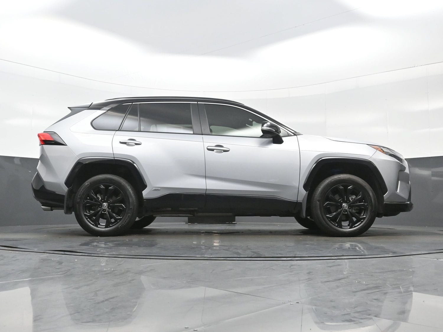 Used 2024 Toyota RAV4 XSE w/ Weather Package AWD/4WD image 35