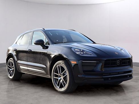 New 2026 Porsche Macan image 11