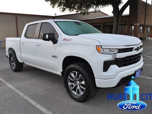 Used 2022 Chevrolet Silverado 1500 RST w/ Texas Edition Plus AWD/4WD image 7