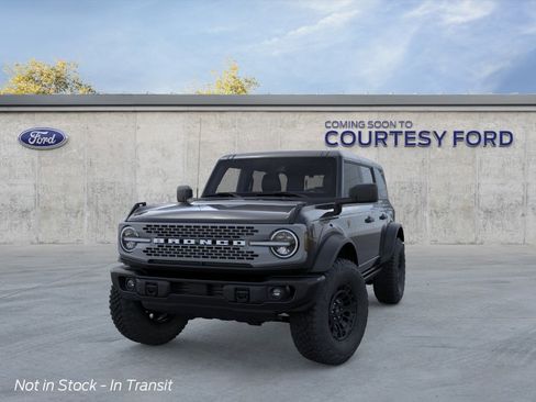 New 2026 Ford Bronco Badlands image 2
