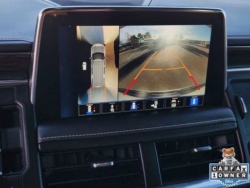 Used 2024 Chevrolet Tahoe Premier w/ Premium Package image 23