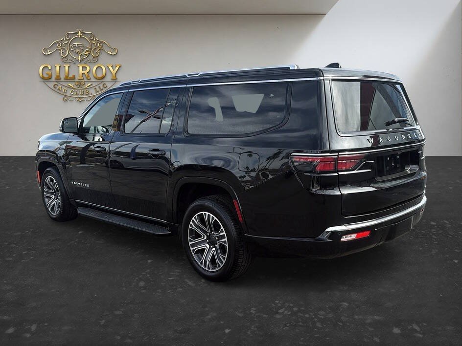 Used 2024 Jeep Wagoneer L Series II w/ Flexible Seating Group AWD/4WD image 19