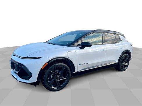 Certified 2024 Chevrolet Equinox EV RS image 1