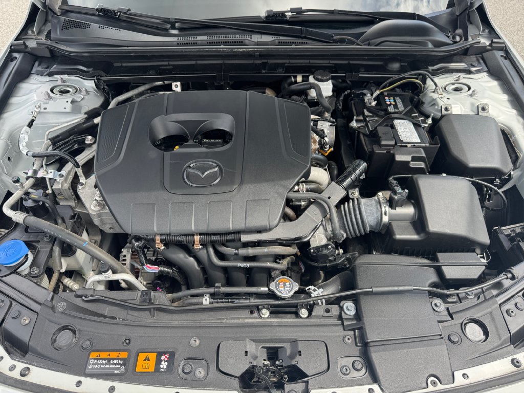 Used 2024 MAZDA MAZDA3 s FWD image 19