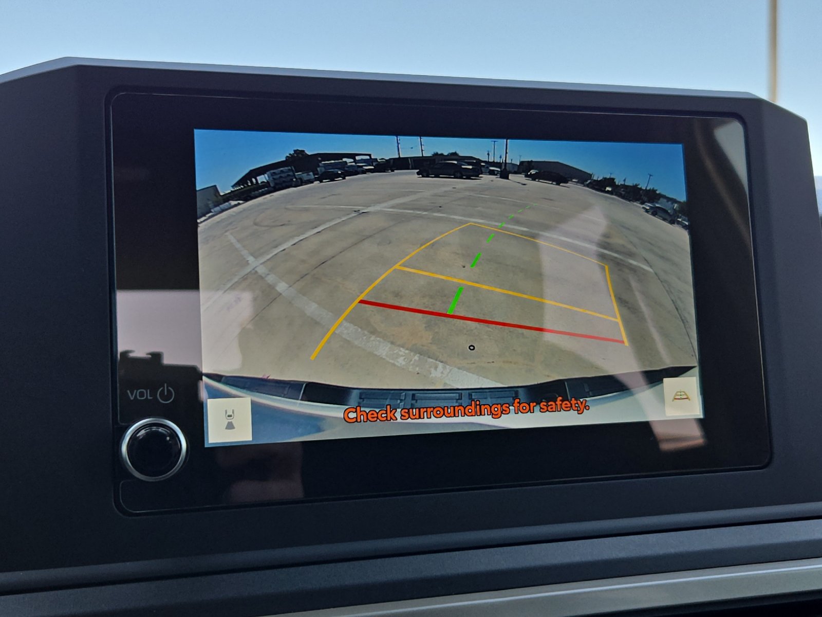 Certified 2025 Toyota Tacoma SR AWD/4WD image 17