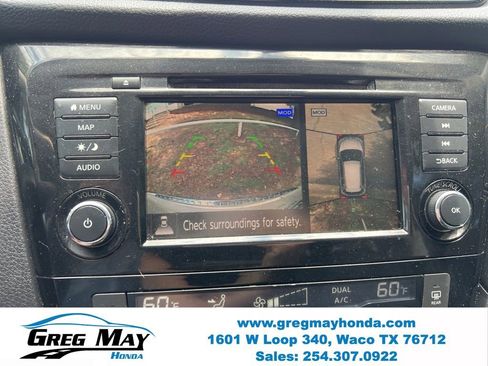 Used 2018 Nissan Rogue SL w/ Premium Package FWD image 34