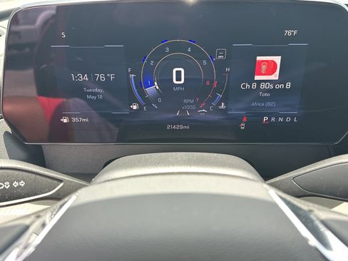 Used 2025 Chevrolet Traverse LT w/ Midnight/Sport Edition FWD image 28