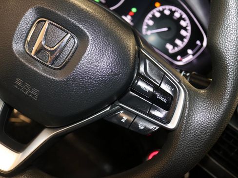 Used 2019 Honda Accord LX image 31