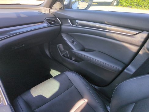 Used 2020 Honda Accord Sport image 19
