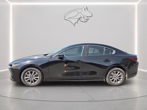 Used 2025 MAZDA MAZDA3 s FWD image 2