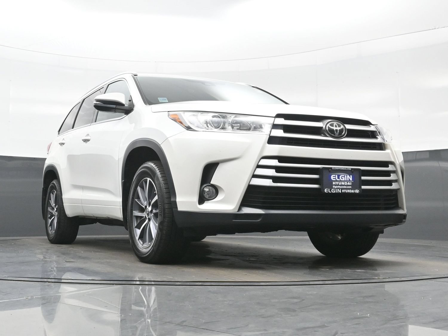 Used 2017 Toyota Highlander XLE AWD/4WD image 35