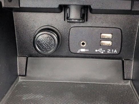 Used 2019 Subaru Outback 3.6R Limited image 34