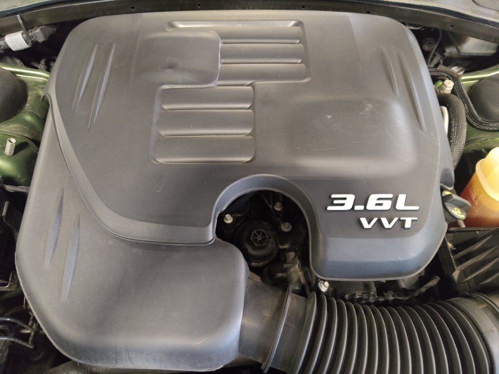 Used 2022 Dodge Charger SXT w/ Blacktop Package RWD image 30
