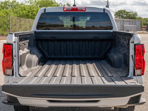 Used 2023 Chevrolet Colorado LT RWD image 23