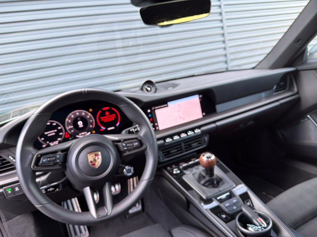 Certified 2025 Porsche 911 Carrera T RWD image 13