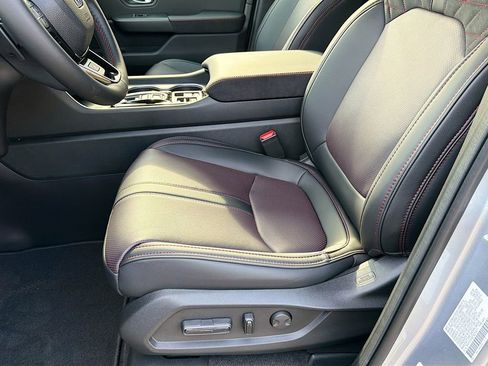 New 2026 Honda Pilot Black Edition image 9