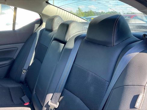 Used 2022 Nissan Altima 2.5 SR w/ Midnight Edition Package FWD image 5