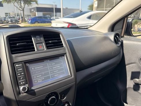 Used 2019 Nissan Versa S Plus FWD image 12