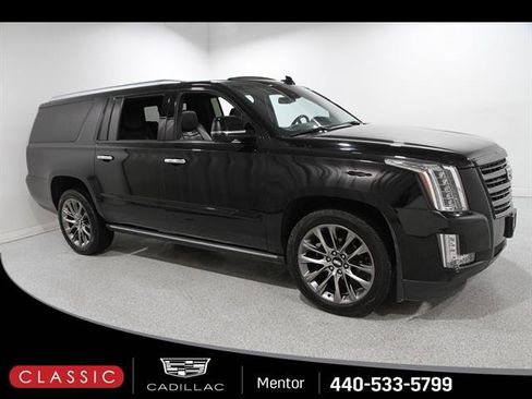 Used 2020 Cadillac Escalade ESV Platinum w/ Escalade Sport Edition image 1