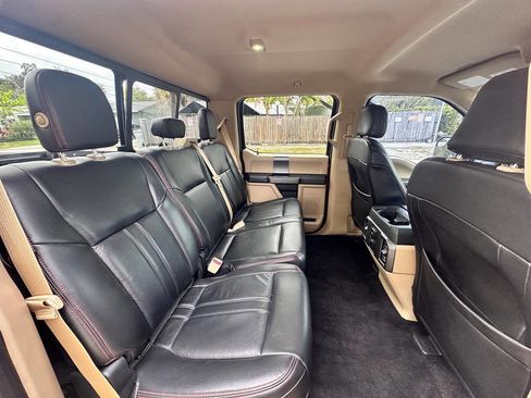 Used 2015 Ford F150 XLT w/ Equipment Group 302A Luxury image 14