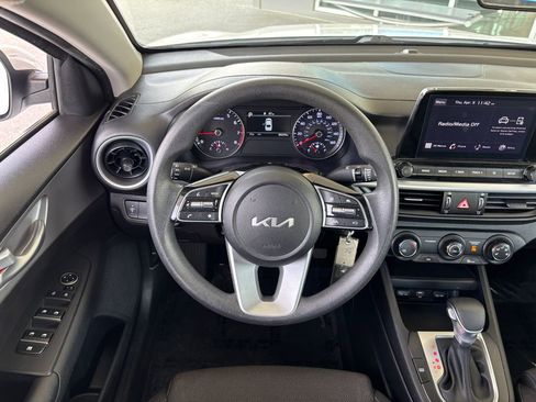 Used 2023 Kia Forte LXS FWD image 10
