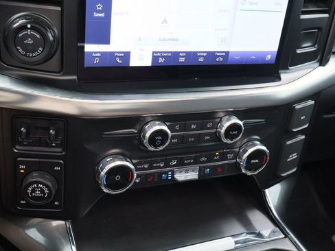 Used 2022 Ford F150 Lariat w/ Equipment Group 502A High AWD/4WD image 19
