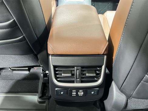 Certified 2025 Subaru Outback Touring XT image 21