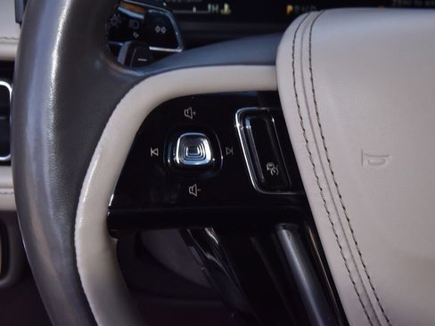 Used 2022 Lincoln Aviator Reserve w/ Equipment Group 201A image 26