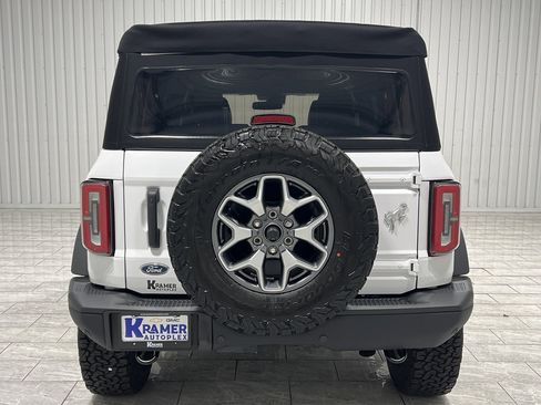 Used 2024 Ford Bronco Badlands image 4