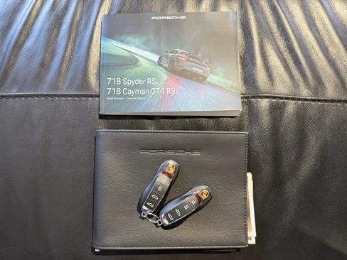 Used 2025 Porsche 718 Cayman GT4 RS RWD image 49