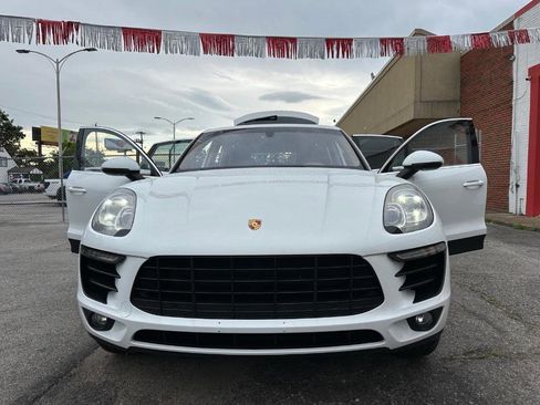 Used 2015 Porsche Macan S image 40