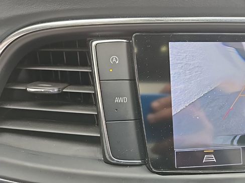 Used 2023 Buick Enclave Essence w/ Experience Buick Package image 26