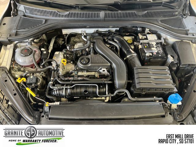 Used 2025 Volkswagen Jetta SE FWD image 27