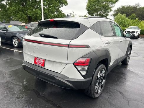 Used 2024 Hyundai Kona SEL AWD/4WD image 7