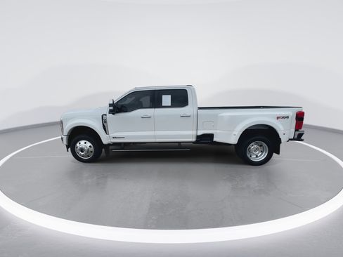 Certified 2024 Ford F450 Lariat w/ Lariat Ultimate Package image 8