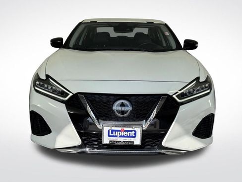 Used 2023 Nissan Maxima SV w/ Floor Mat Group FWD image 13