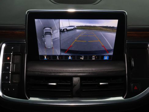 Used 2021 Chevrolet Suburban High Country AWD/4WD image 35