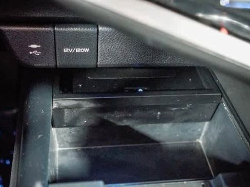 Certified 2019 Toyota Camry XSE image 23