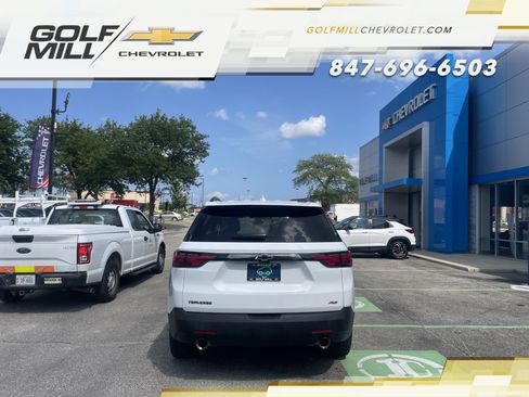 Certified 2023 Chevrolet Traverse RS FWD image 6