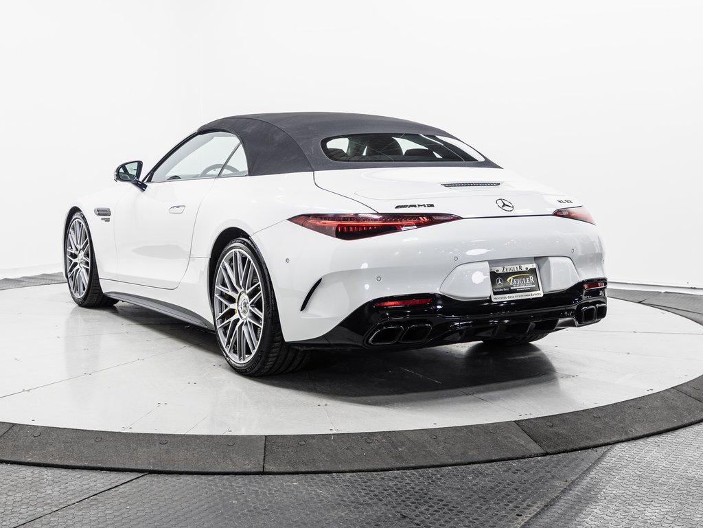Used 2022 Mercedes-Benz SL 55 AMG 4MATIC w/ Driver Assistance Package image 31