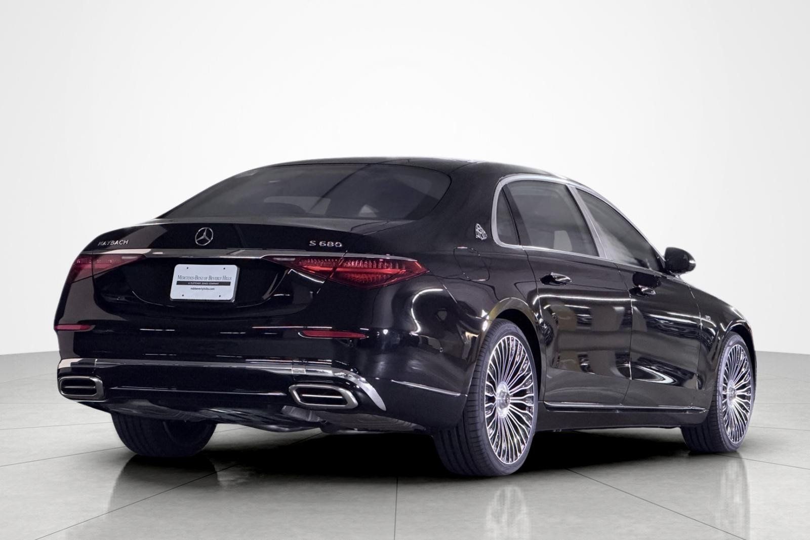 New 2026 Mercedes-Benz Maybach S 680 4MATIC image 5