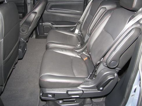Certified 2024 Honda Odyssey Sport image 13