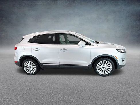 Used 2019 Lincoln MKC Premiere image 5