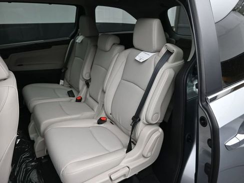 New 2026 Honda Odyssey EX-L image 12