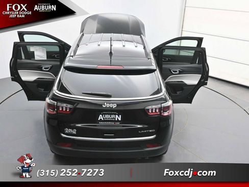 Used 2022 Jeep Compass Limited AWD/4WD image 39