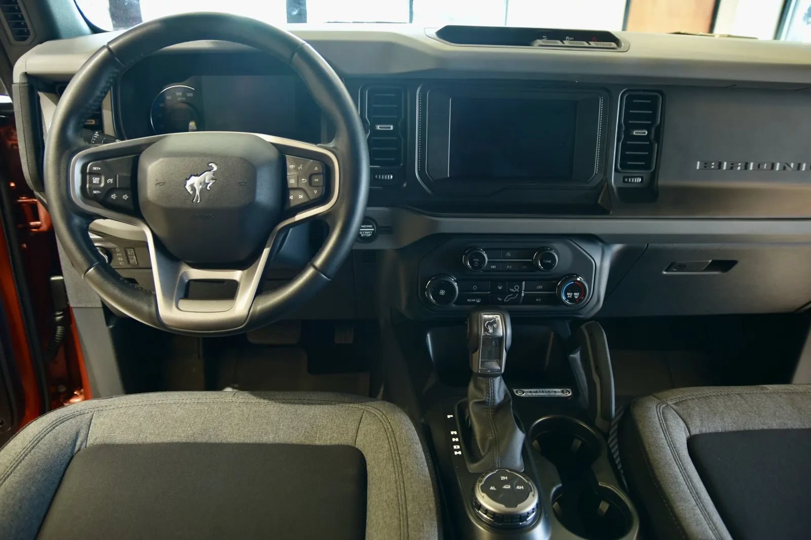 Used 2023 Ford Bronco Big Bend AWD/4WD image 16