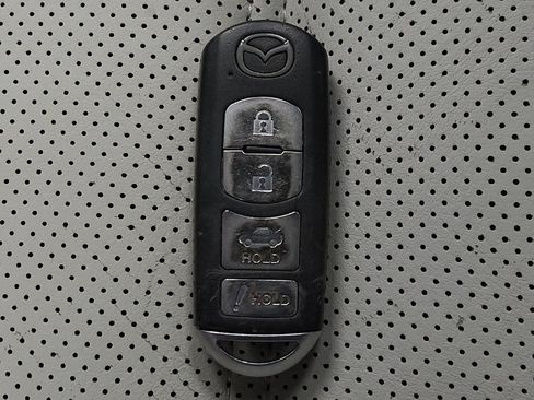 Used 2017 MAZDA MAZDA6 Grand Touring image 32