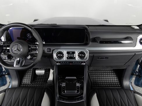 Used 2025 Mercedes-Benz G 63 AMG 4MATIC image 39
